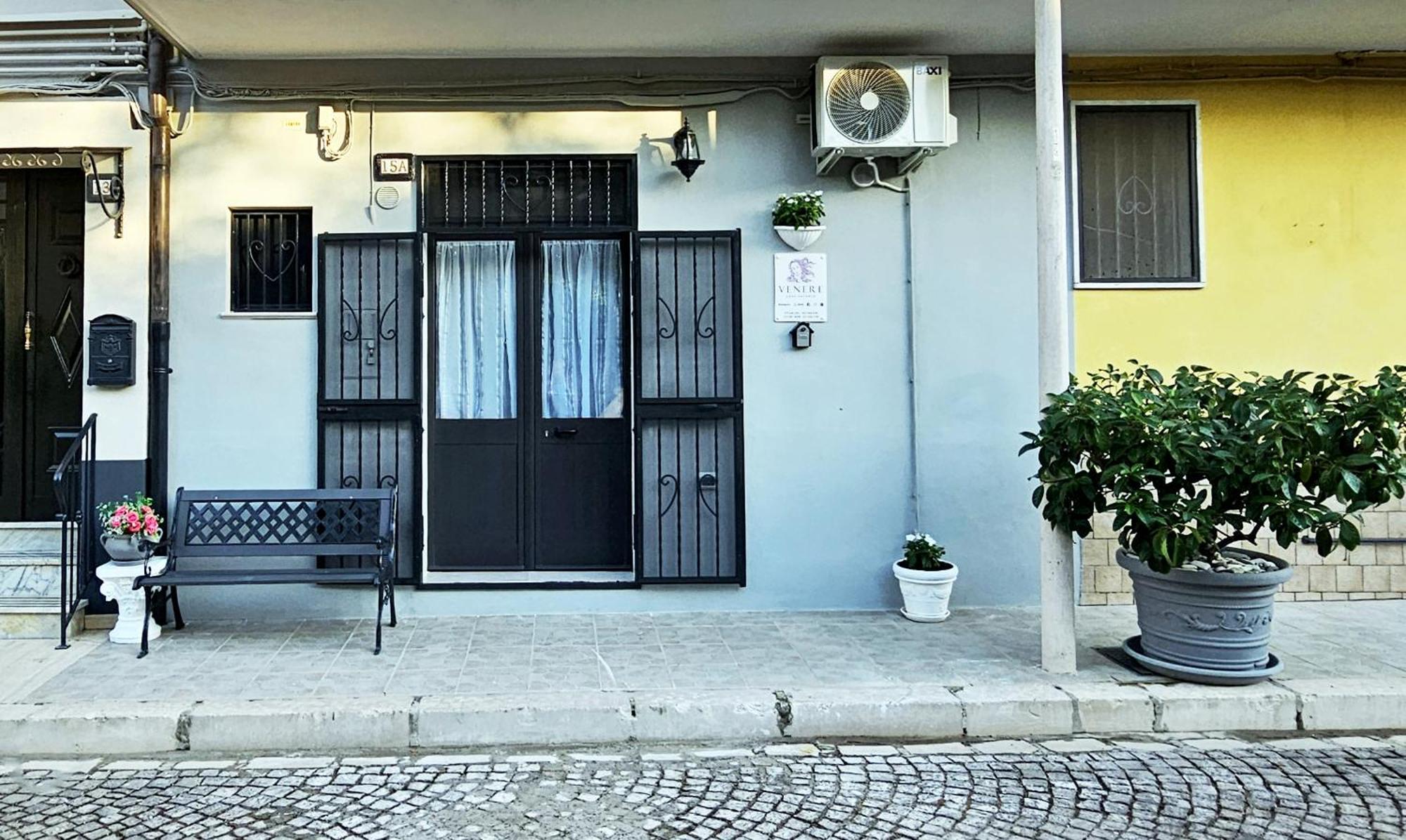 Casa Vacanze Vener - Venosa Buitenkant foto